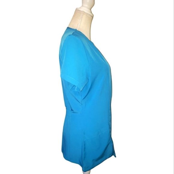 NWOT, Heal Wear Teal Colored Scrub Top - Picture 3 of 12